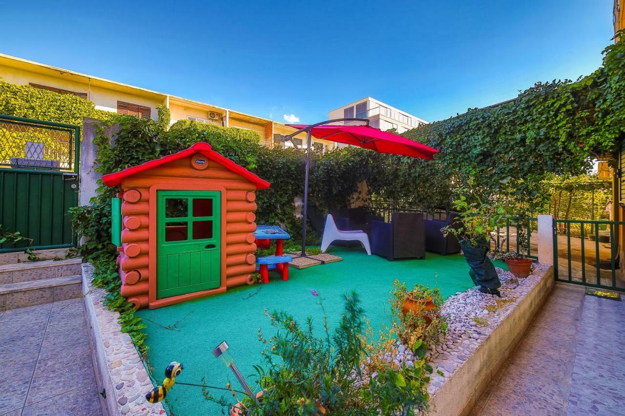 Appartments With Terrace Or Garden Split Extérieur photo